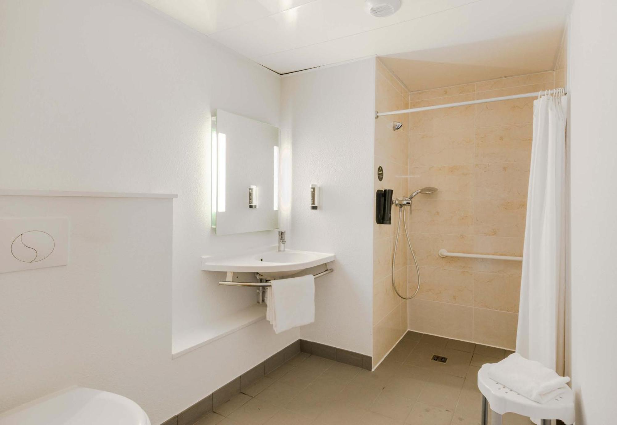 B&B Hotel Nantes サヴネ エクステリア 写真